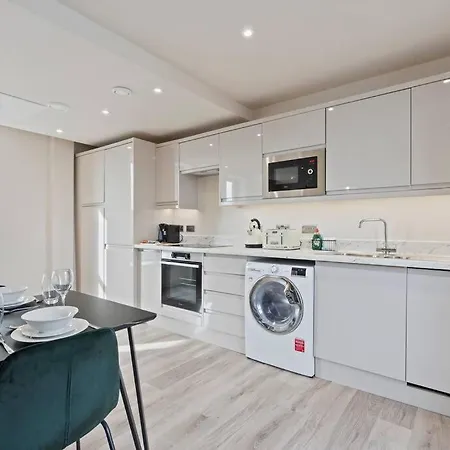 شقة Bright & Spacious Flat In Leeds! *